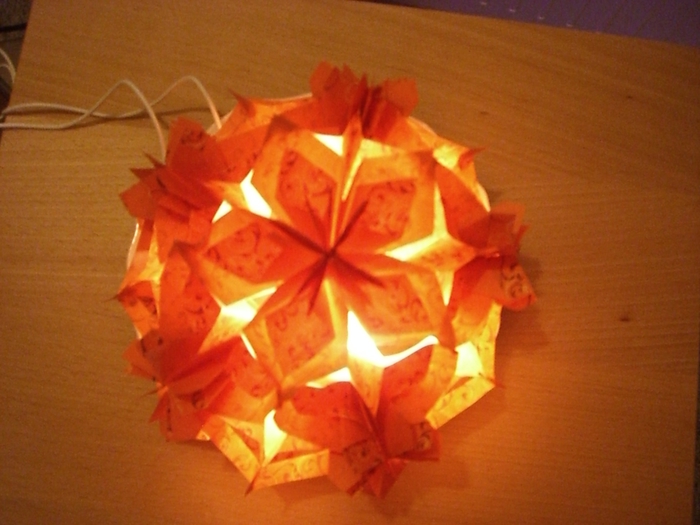 Origami Leuchtball