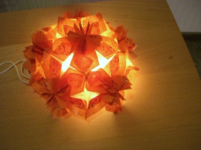 Origami Leuchtball